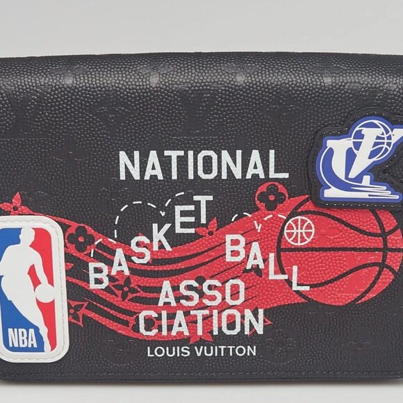 Louis Vuitton x NBA Black Monogram Leather Printed Messenger Bag - Picture 8 of 11